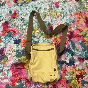 Classic Tan Canvas Messenger Bag
